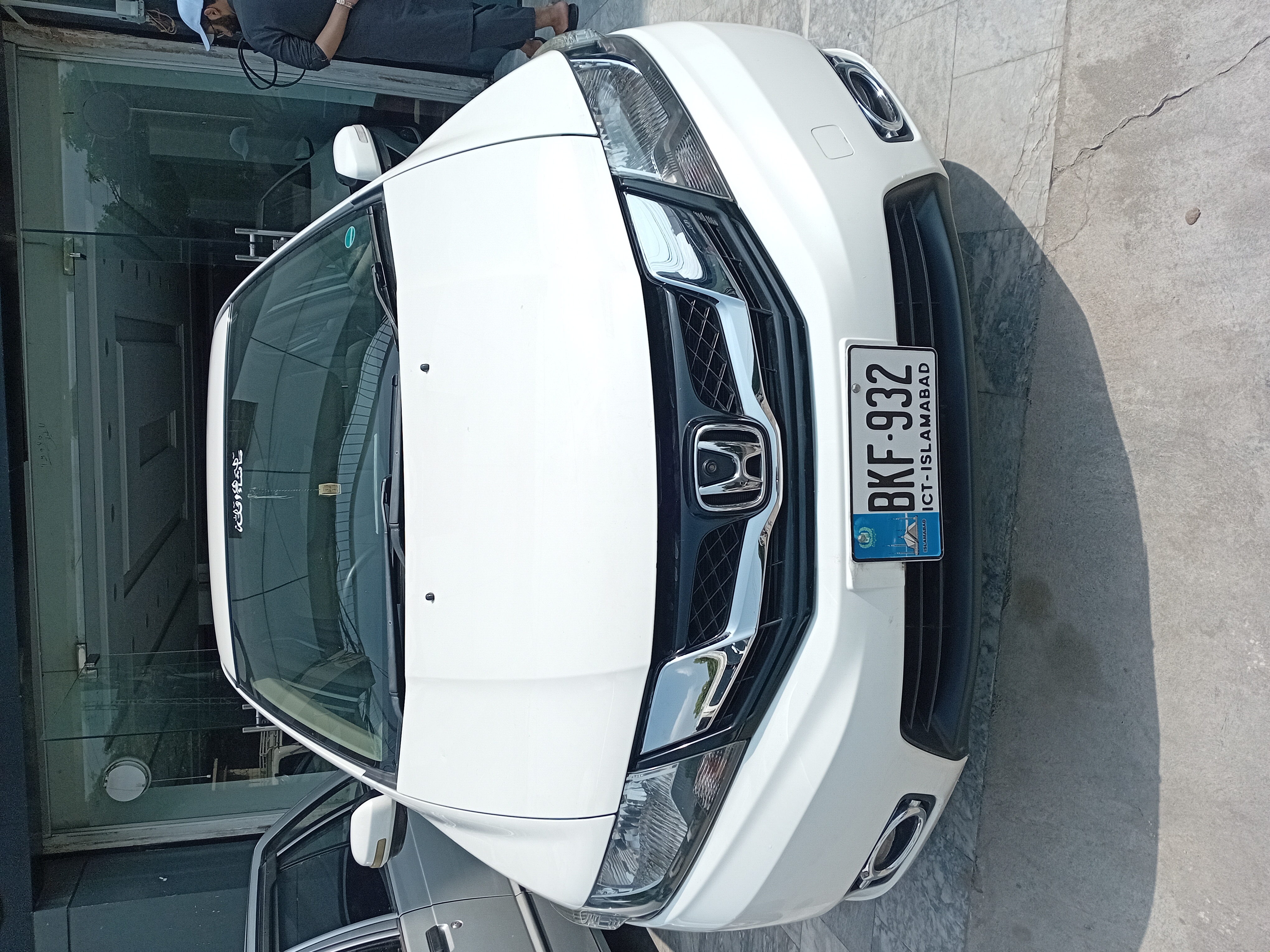 Main Car Image