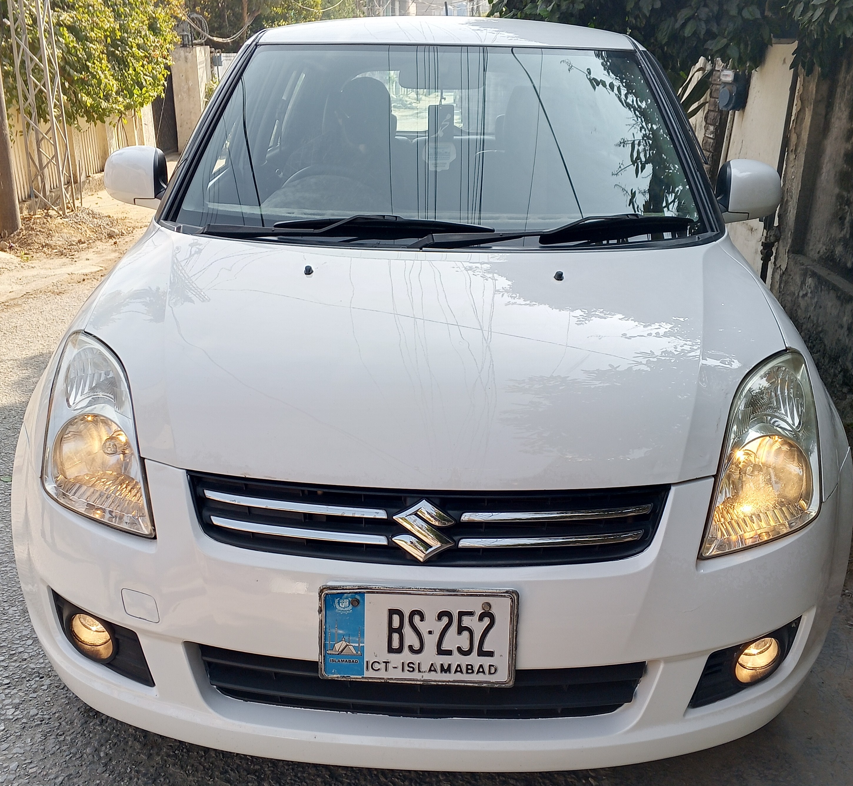 Main Car Image