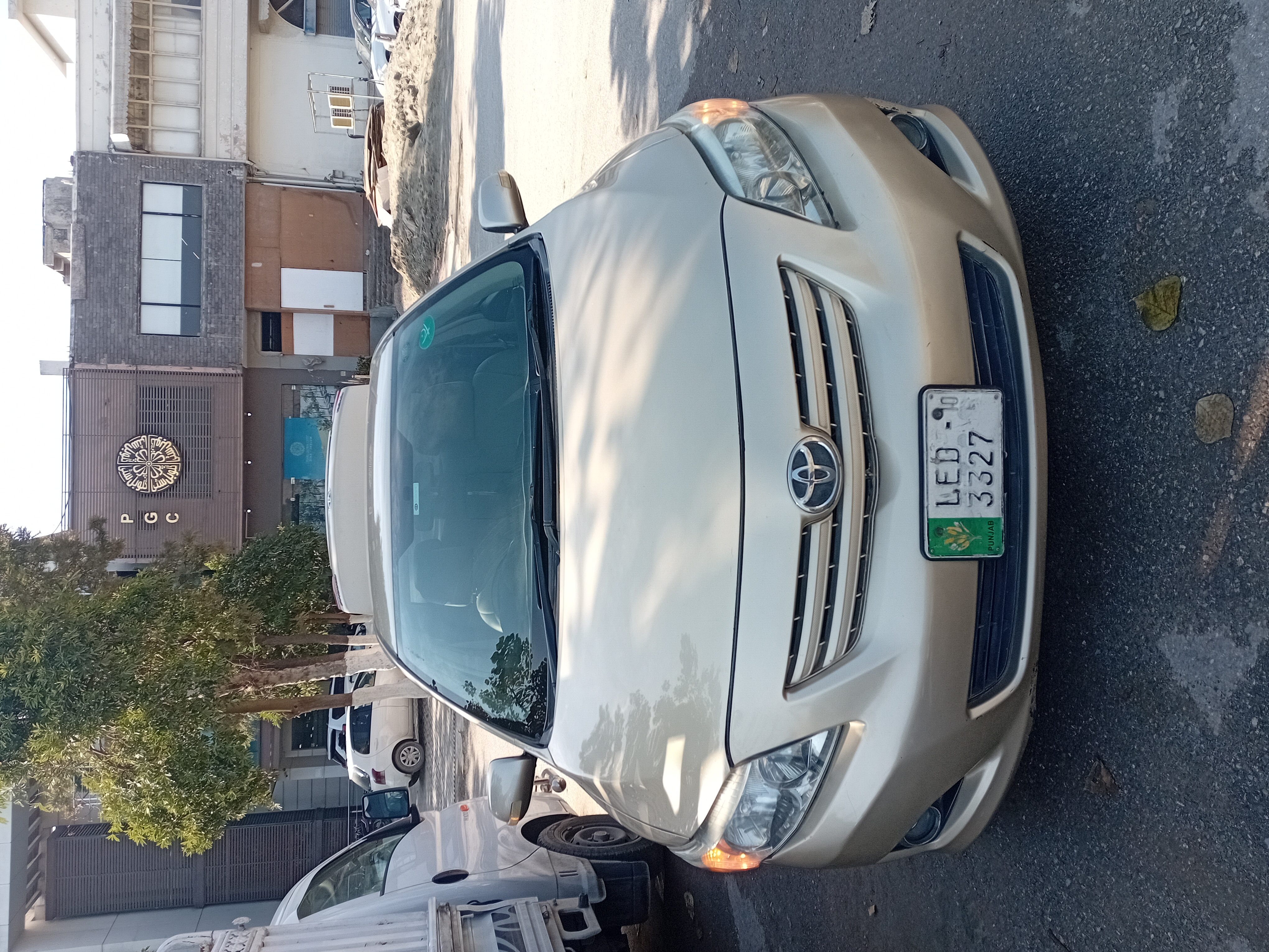 Main Car Image