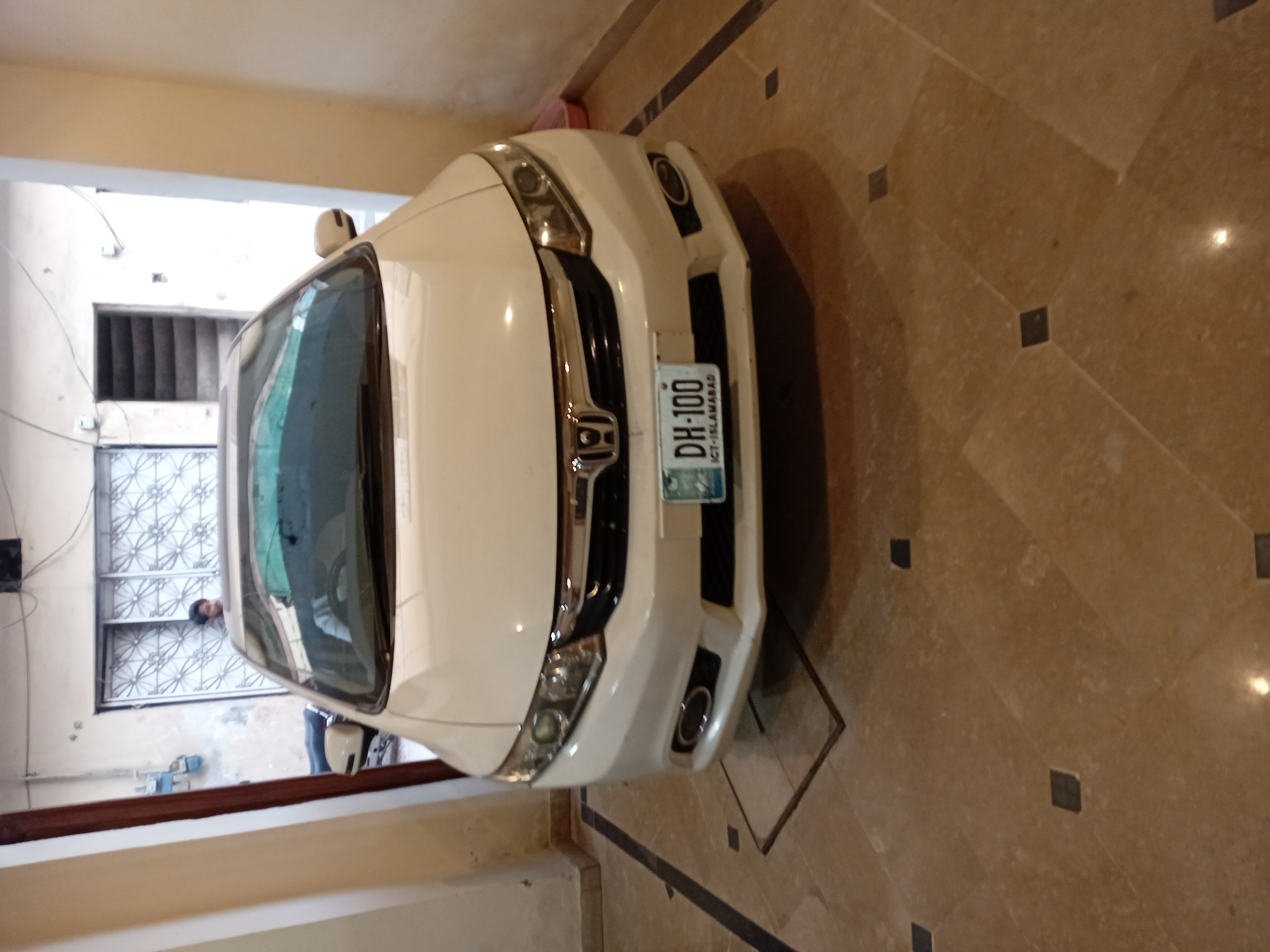 Main Car Image
