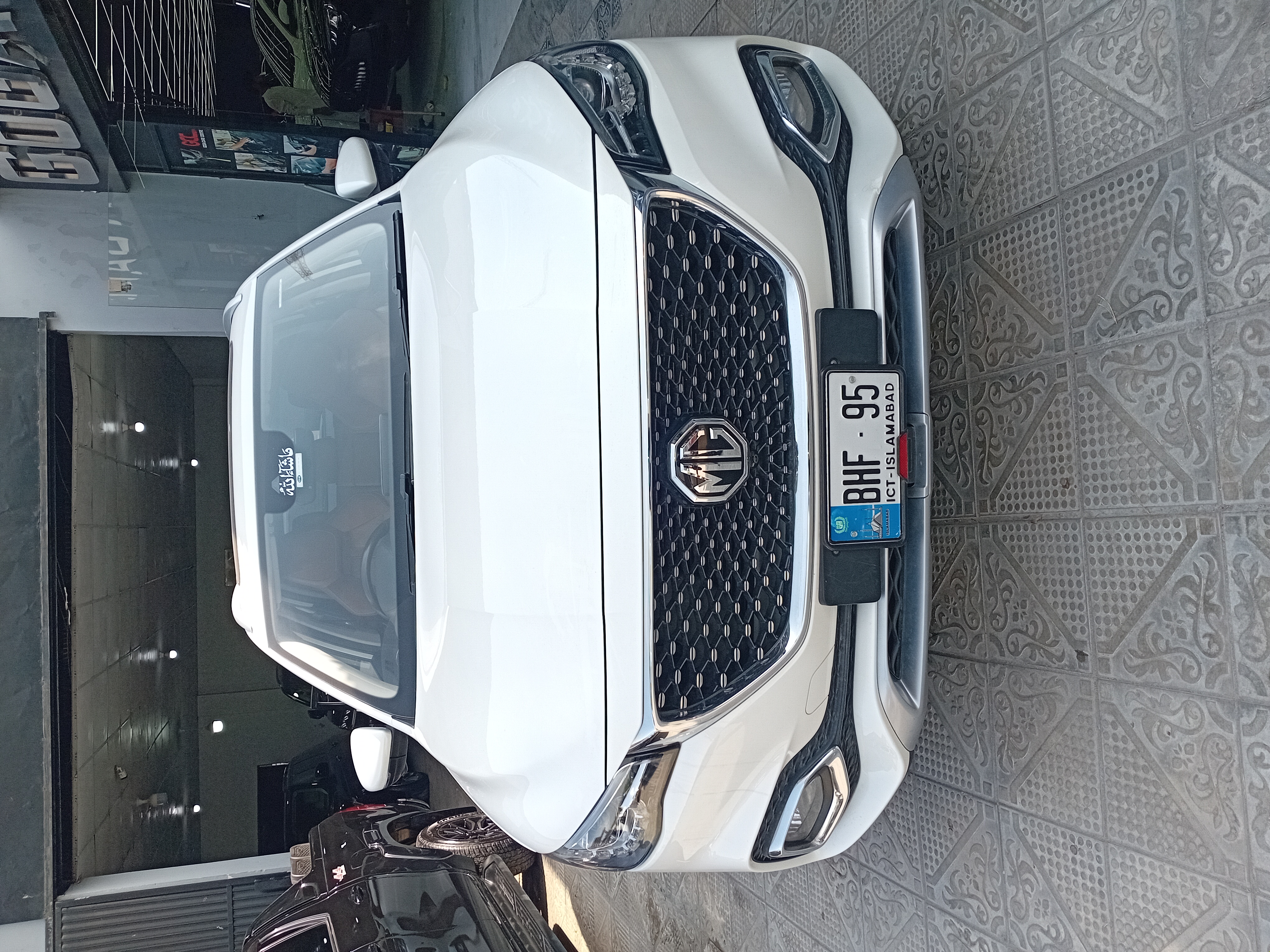 Main Car Image